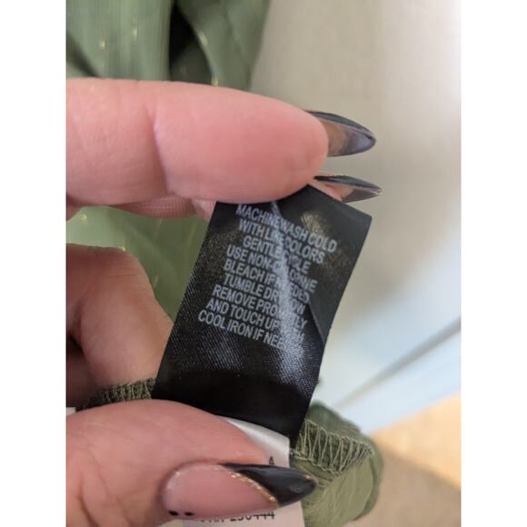 Torrid Sheer Green Short Sleeve Gold Stripe Blouse Shirt Top Womens Size 6X - Picture 5 of 6